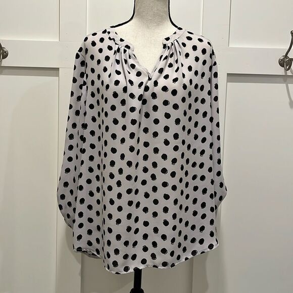 Liz Claiborne Petites White with Black Polka Dot LS Top - Picture 1 of 7